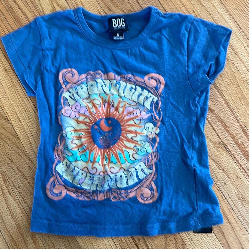 BLUE GRAPHIC BABY TEE